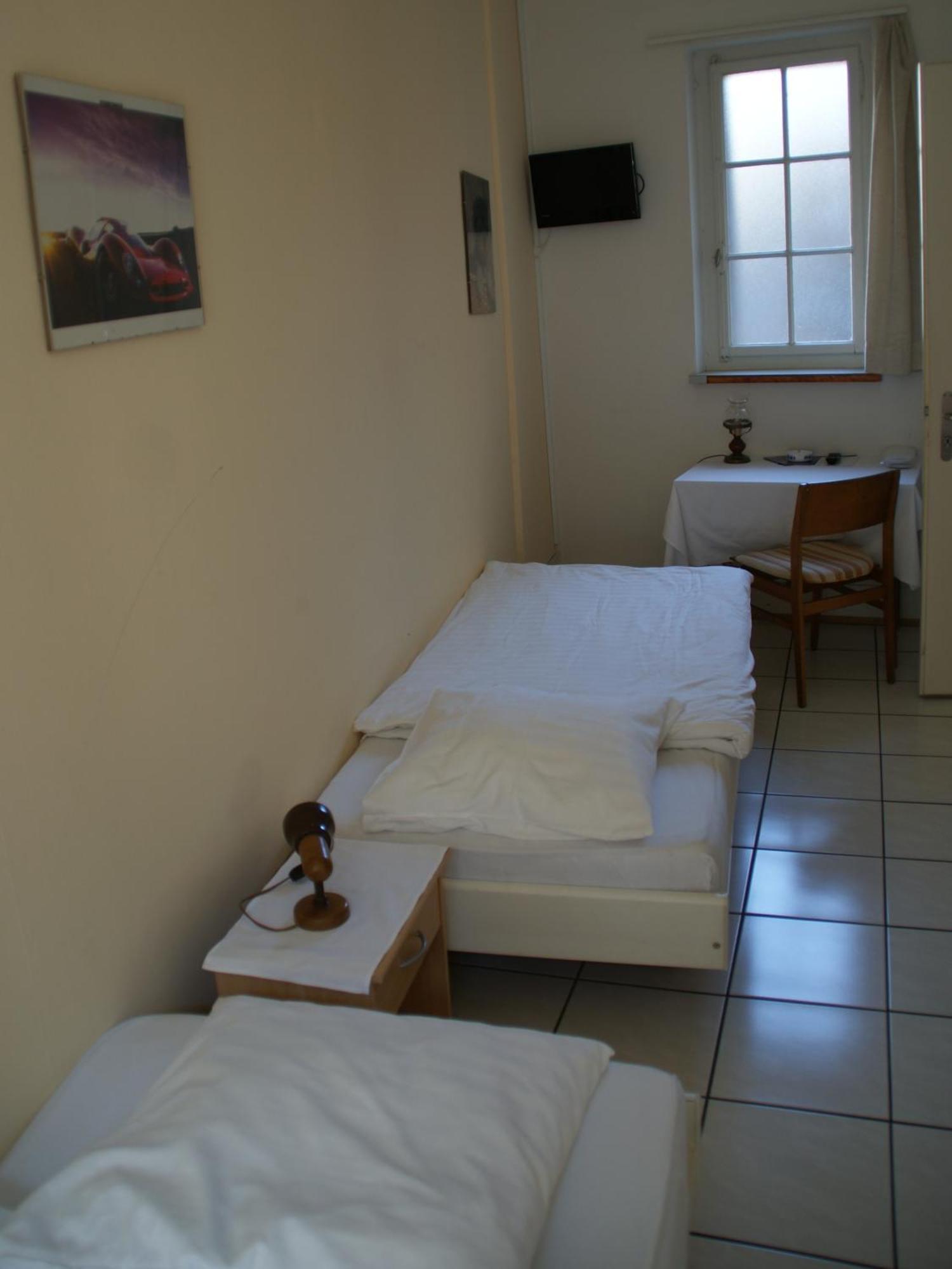 Stadthof Budget Hotel Basel City Center Eksteriør billede