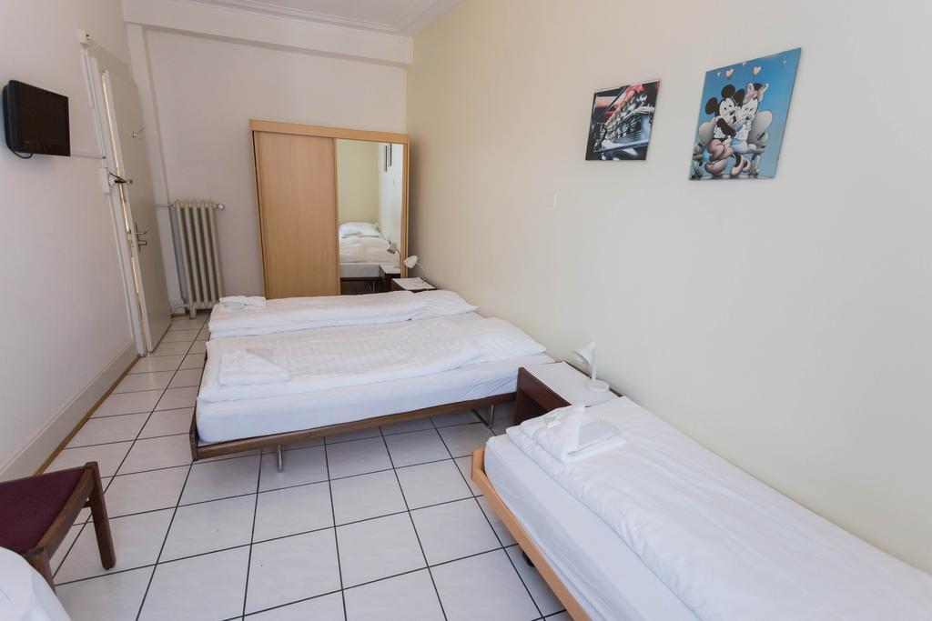 Stadthof Budget Hotel Basel City Center Eksteriør billede